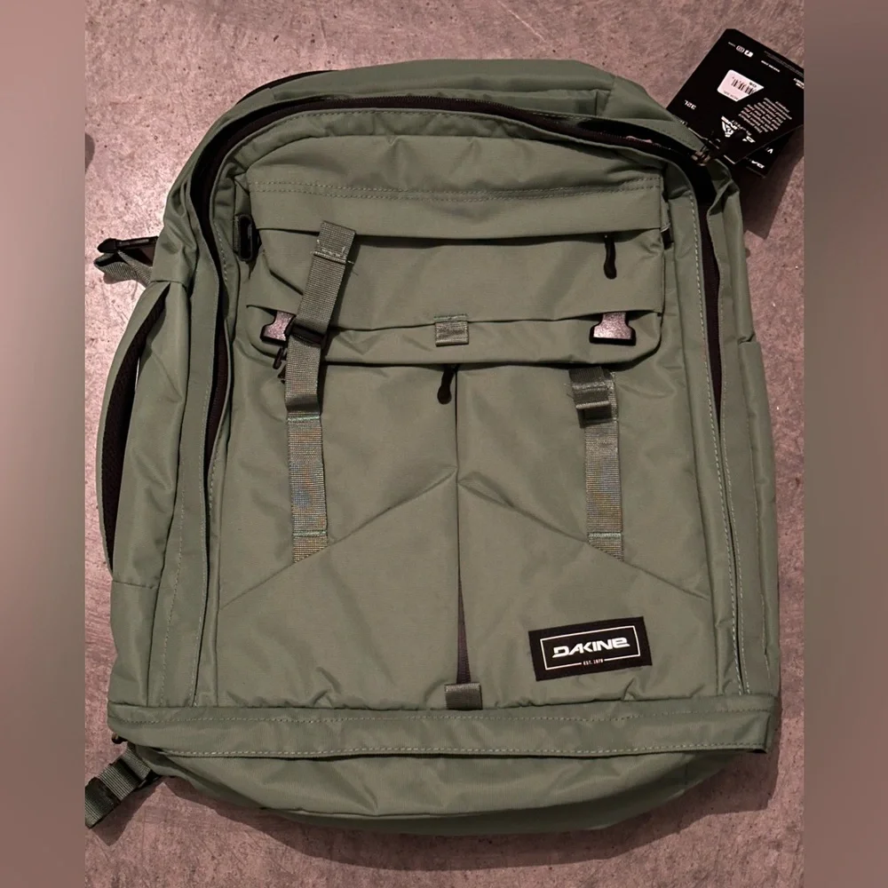Dakine Verge 32L Ivy Green Backpack - Picture 3 of 6